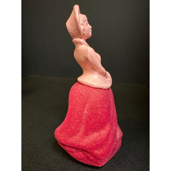 Vintage Avon Skater’s Waltz Moonwind Cologne Figurine Bottle 4 oz - Picture 5 of 9